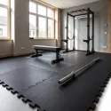 Dalle puzzle caoutchouc clipsable 15 mm, 100 x 100 cm, pour sol de salle de sport - vue 2