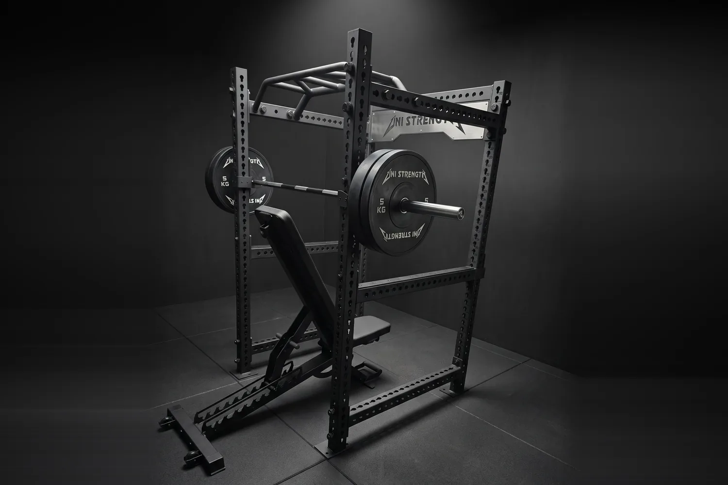 Power rack CS-1 Uni Strength et banc réglable en studio